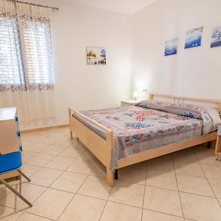 Pina Caletta Sul Mare Con Parcheggio Privato La Caletta